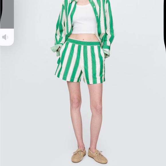 GAP Green and White Striped Boxer Shorts NWT - Picture 5 of 7